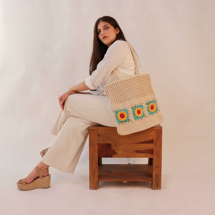 The Shopper's Crochet Tote Bag 2