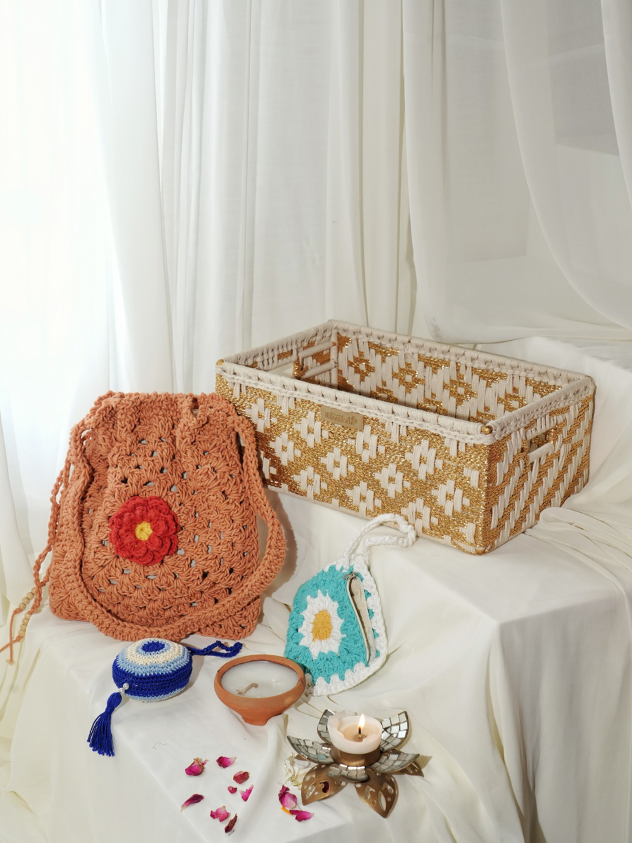 Open tray Gift box