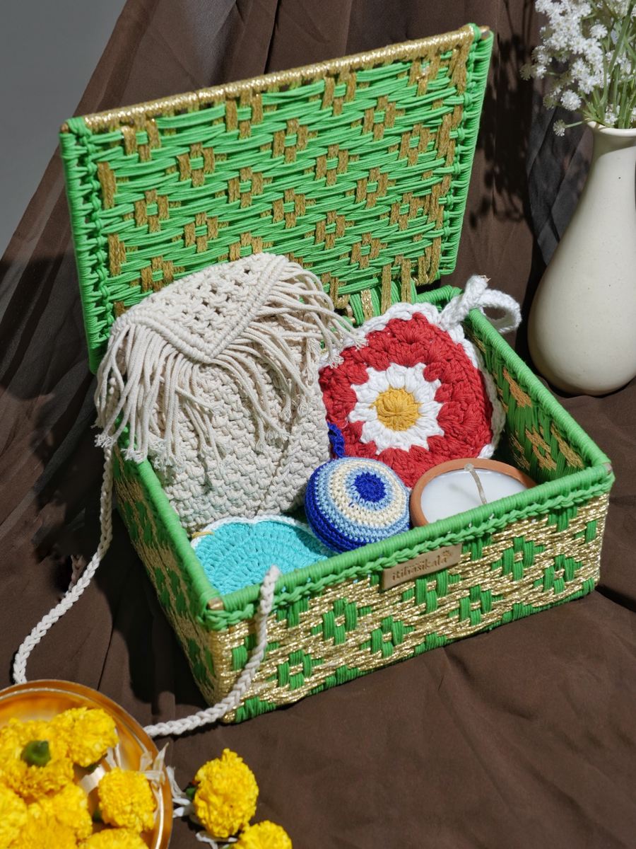 Bright Green Itihasikala Gift Box