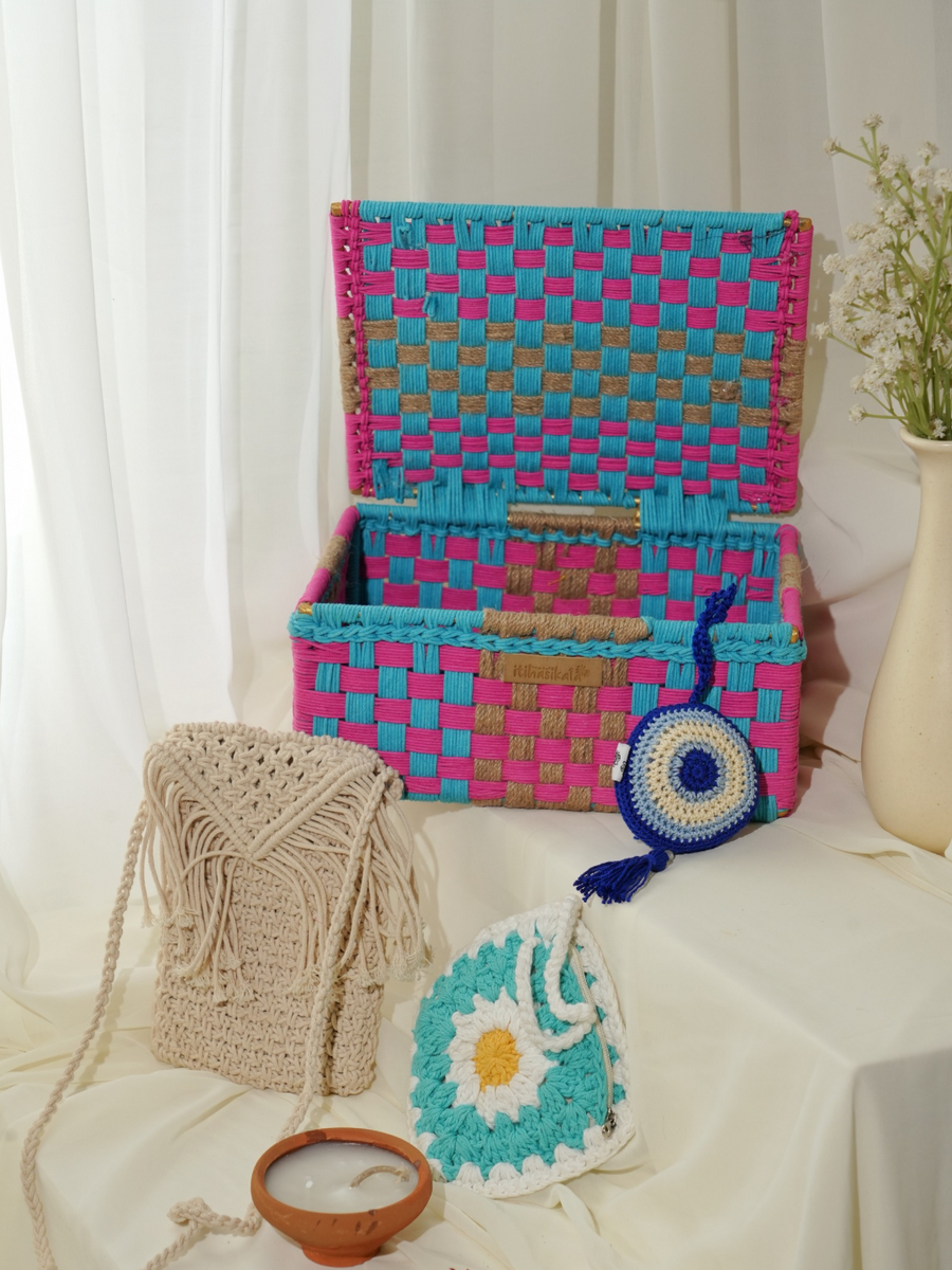The multicoloured Gift hamper box
