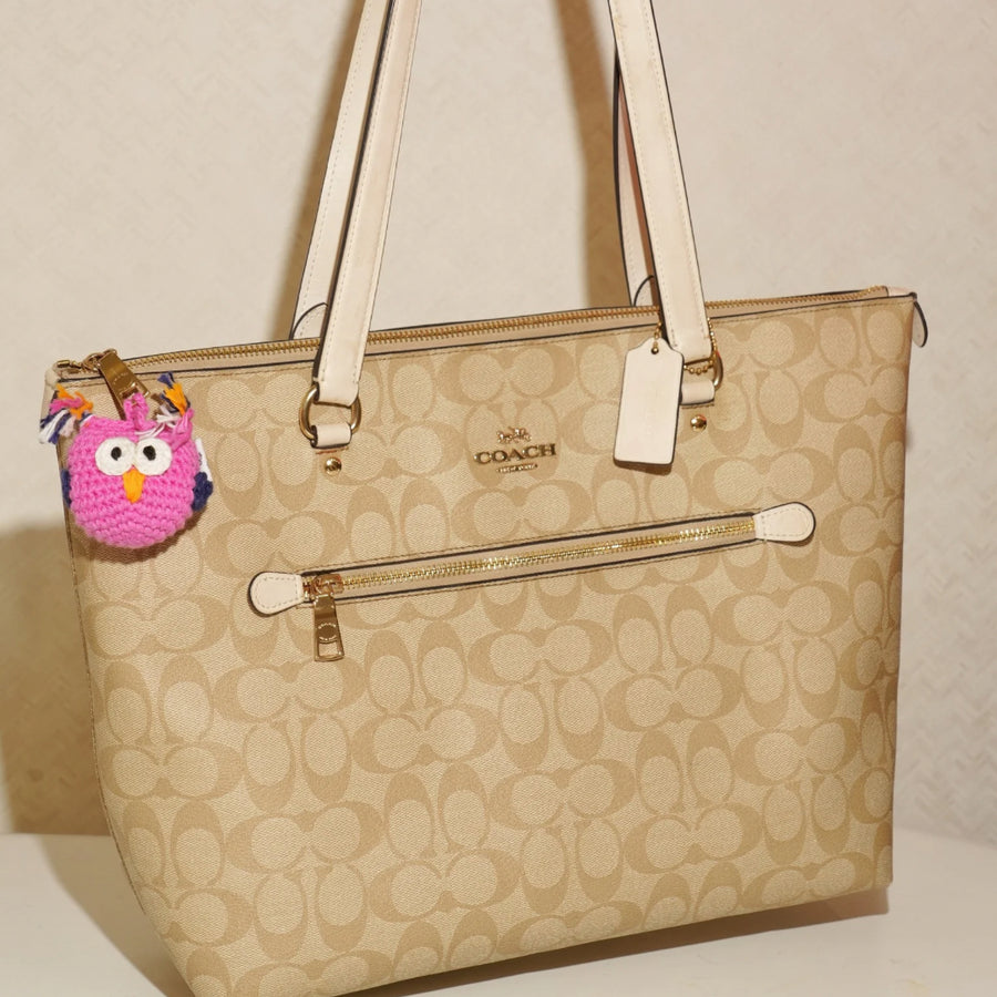 Berry Owl Crochet Keycahin
