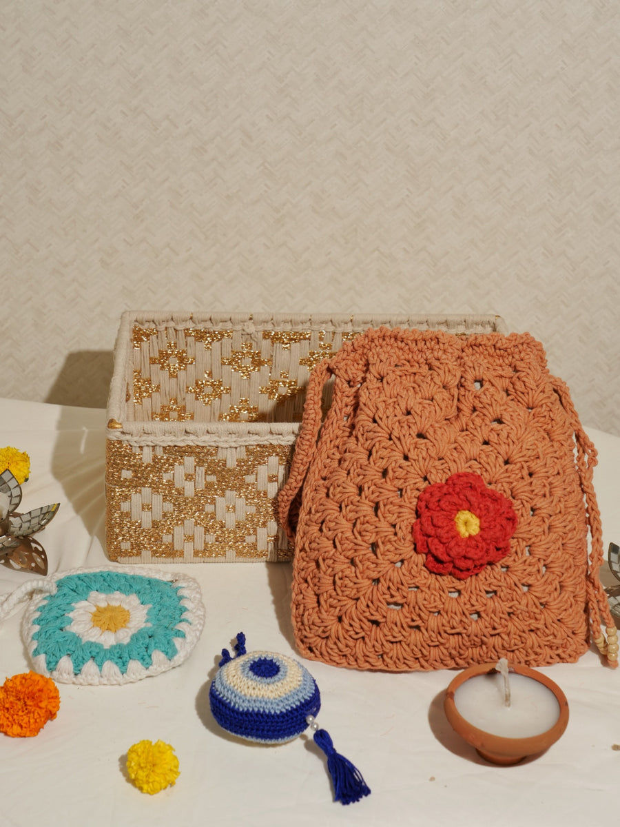 Open tray Gift box
