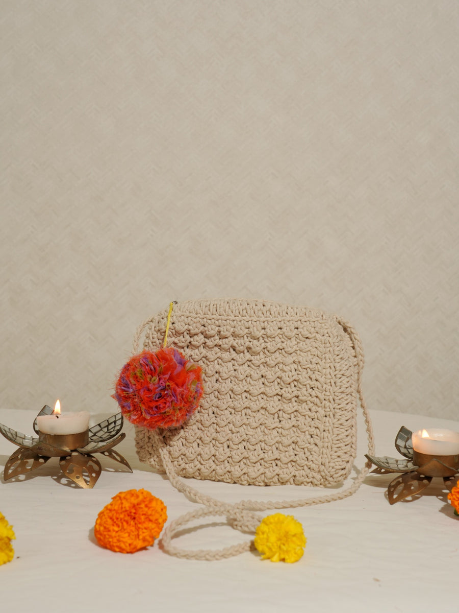 Ram Leela Itihasikala Gift hamper