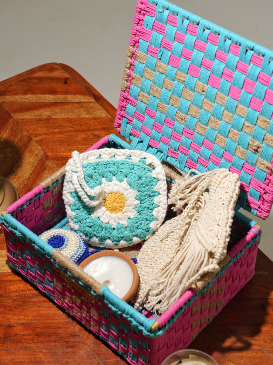 The multicoloured Gift hamper box