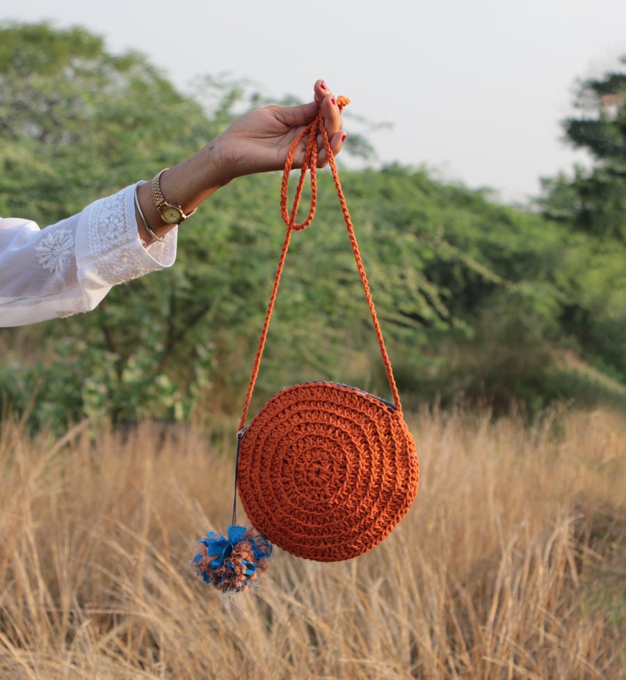 Miniature Round Sling Crochet Bag – Itihasikala
